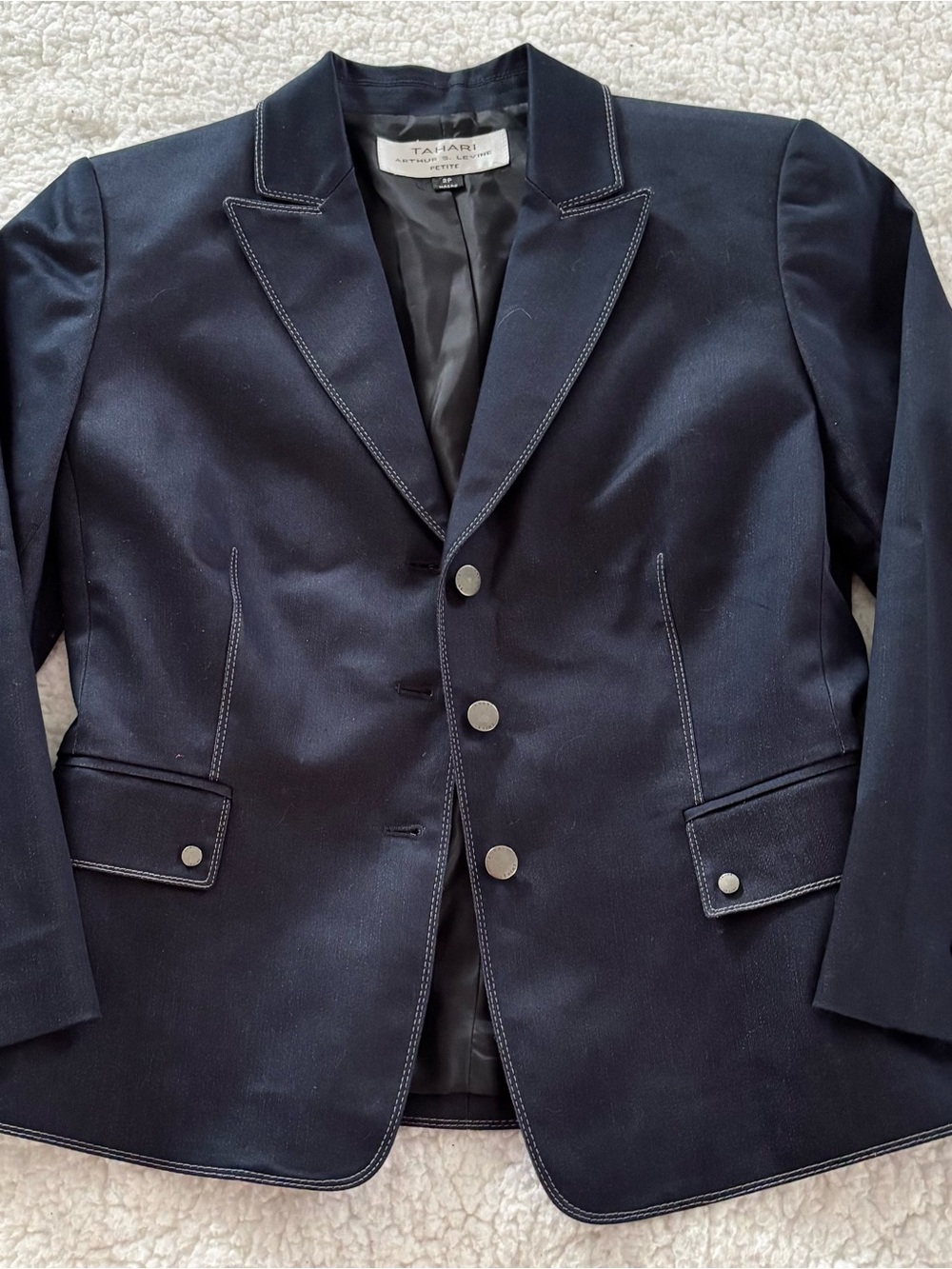 Tahari Women’s Navy Blazer - Classic Notch Lapel Size 2P